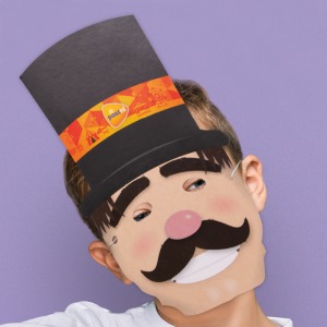 Masque en carton adulte