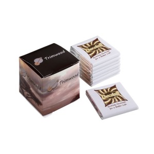 Boîte avec 8 napolitains