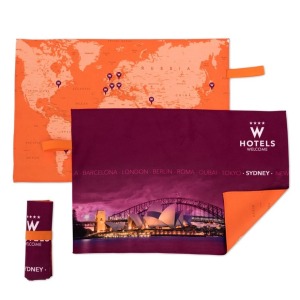 Serviette microfibre personnalisable 32x49cm quadri