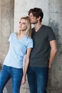 Tee-shirt femme manches courtes encolure V Kariban