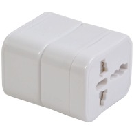 Adaptateur prise universelle avec poche en plastique. Input et Output : 100-125V 6A ou 110
