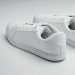 Baskets en PU Taille 42, paire de sneakers publicitaire