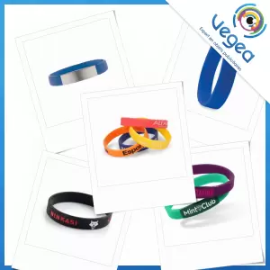 Aperçu de produits de type bracelet en silicone publicitaire personnalisé