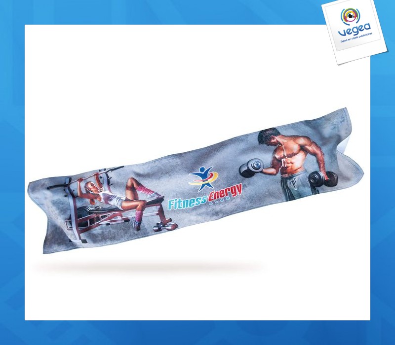 Serviette de sport personnalisable quadri sur-mesure
